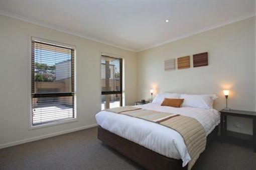 фото отеля The Shores Accommodation Melbourne