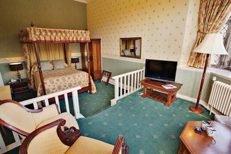 фото отеля BEST WESTERN Walworth Castle Hotel