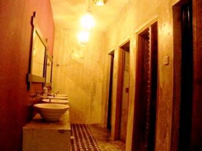 фото отеля The Explorers Guesthouse