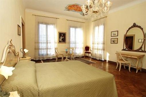 фото отеля Locanda Leon Bianco