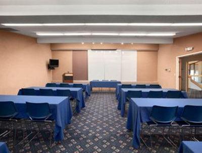 фото отеля Howard Johnson Normal Bloomington