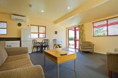 фото отеля Kaikoura Top 10 Holiday Park