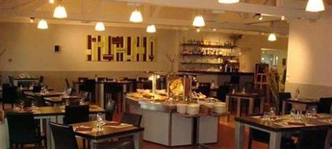 фото отеля Kyriad Hotel Lille Est Villeneuve d'Ascq