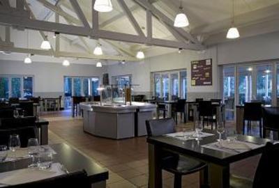 фото отеля Kyriad Hotel Lille Est Villeneuve d'Ascq