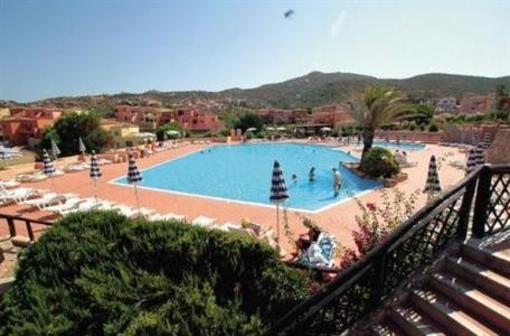 фото отеля Pierre & Vacances Calarossa Holiday Resort Trinita d' Agultu