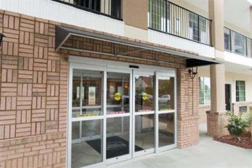фото отеля Garden Inn Union City