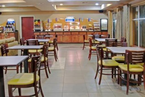 фото отеля Holiday Inn Express Hotel & Suites Natchitoches