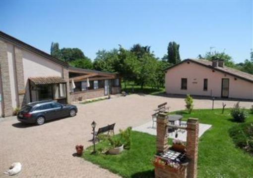 фото отеля Agriturismo La Rocchetta Ferrara