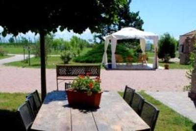 фото отеля Agriturismo La Rocchetta Ferrara