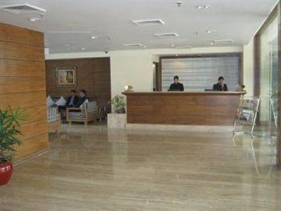 фото отеля Clarks Inn Suites - Delhi NCR