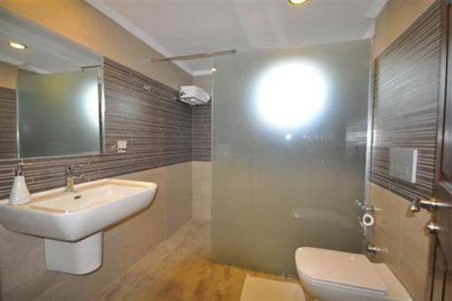 фото отеля Assos Park Hotel