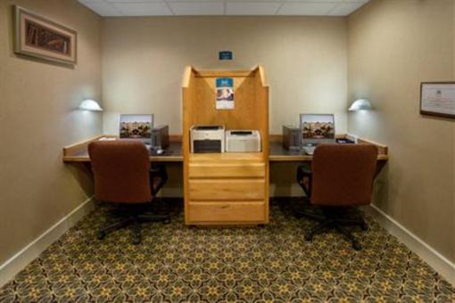 фото отеля Staybridge Suites Brownsville