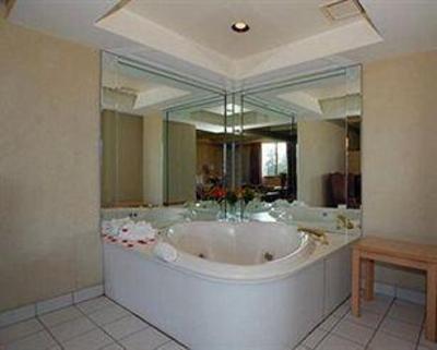 фото отеля Quality Inn Buffalo Airport