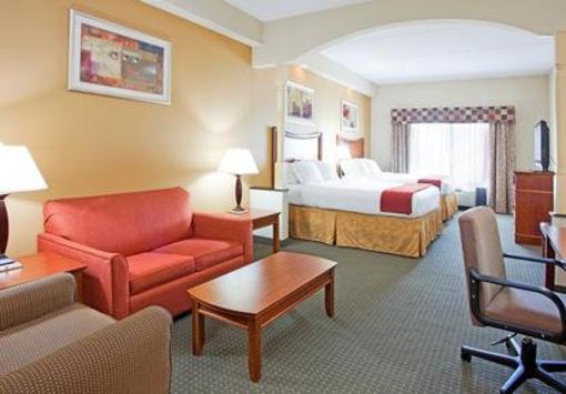 фото отеля Holiday Inn Express Fayetteville - Ft. Bragg