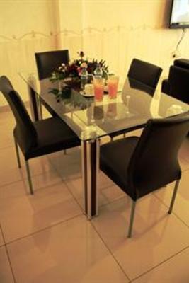 фото отеля M-one Hotel Bogor