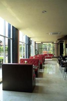 фото отеля M-one Hotel Bogor