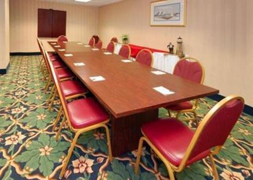 фото отеля Comfort Inn Cape Cod