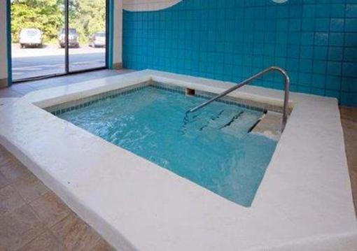 фото отеля Comfort Inn Cape Cod