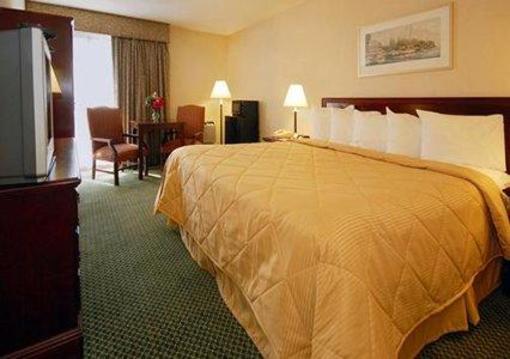 фото отеля Comfort Inn Cape Cod