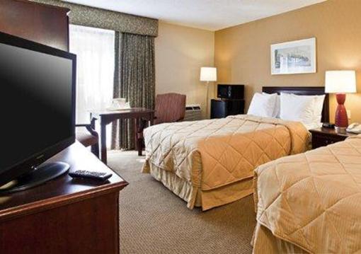 фото отеля Comfort Inn Cape Cod