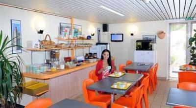 фото отеля Premiere Classe Nantes Ouest Saint-Herblain Hotel