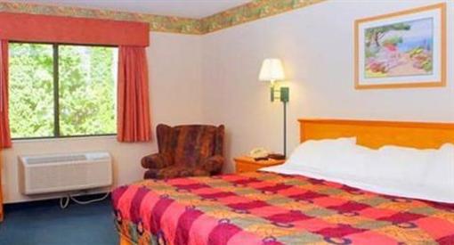фото отеля AmericInn Lodge & Suites Madison South