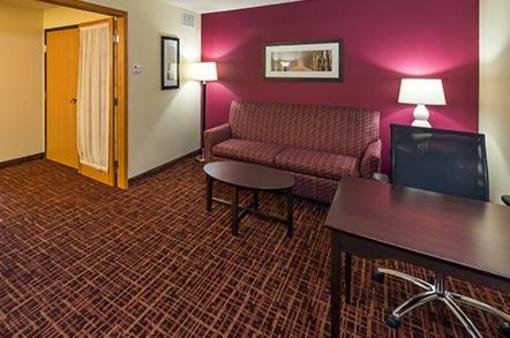 фото отеля AmericInn Lodge & Suites Madison South