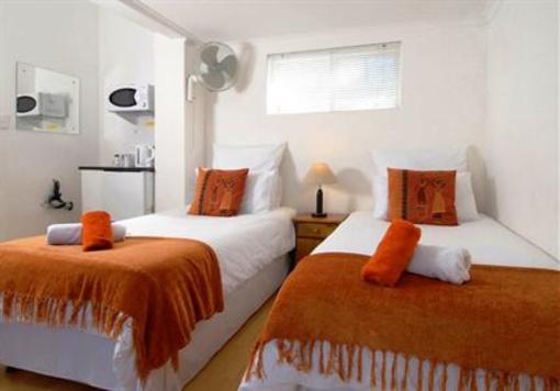 фото отеля Eltham Lodge