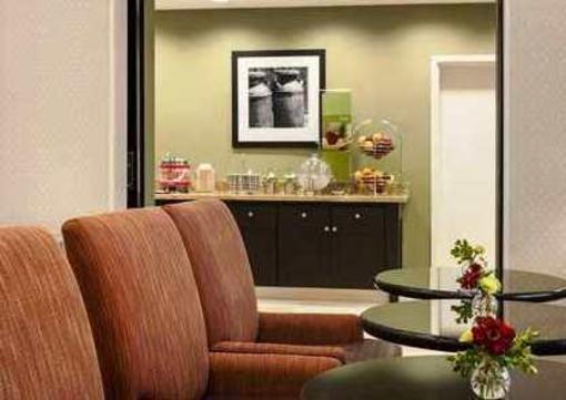фото отеля Hampton Inn & Suites San Luis Obispo