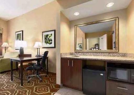 фото отеля Hampton Inn & Suites San Luis Obispo