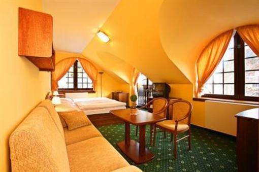 фото отеля Welness Hotel Windsor Spindleruv Mlyn