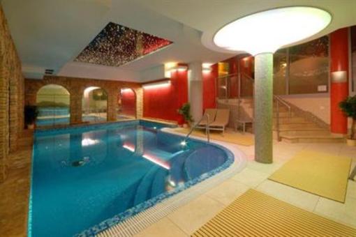 фото отеля Welness Hotel Windsor Spindleruv Mlyn