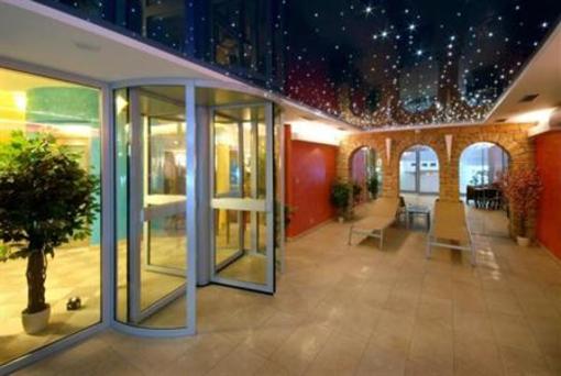 фото отеля Welness Hotel Windsor Spindleruv Mlyn