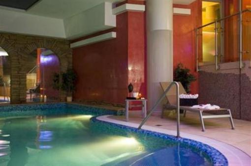 фото отеля Welness Hotel Windsor Spindleruv Mlyn