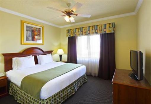 фото отеля Holiday Inn Express Hotel & Suites Greenville (Texas)