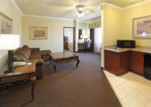 фото отеля Holiday Inn Express Hotel & Suites Greenville (Texas)
