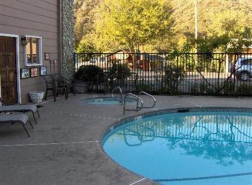 фото отеля Americas Best Value Inn Mariposa