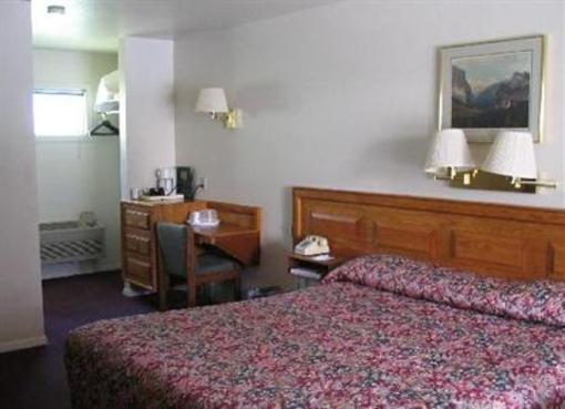 фото отеля Americas Best Value Inn Mariposa