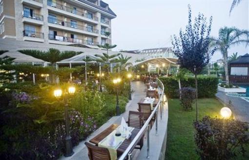 фото отеля Crystal Family Resort & Spa