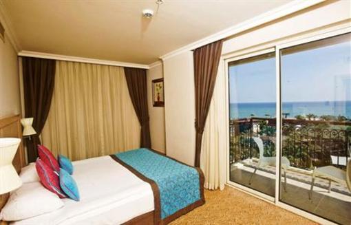 фото отеля Crystal Family Resort & Spa