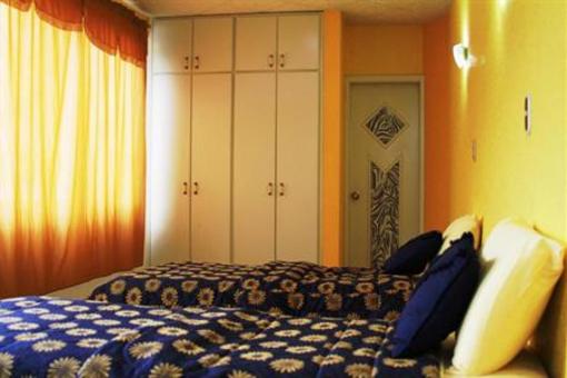 фото отеля Chez Elena Guesthouse