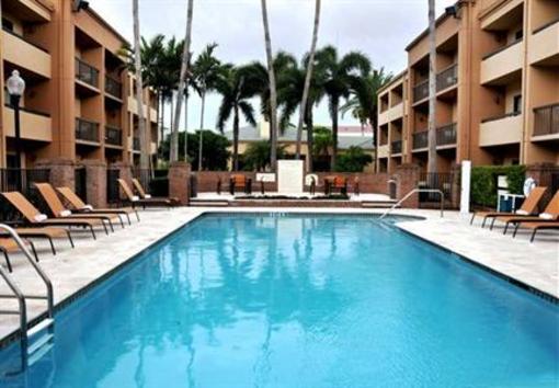 фото отеля Courtyard West Palm Beach