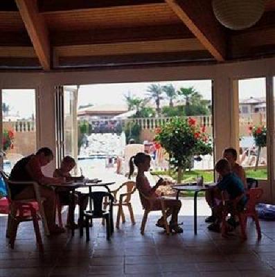 фото отеля Las Palmeras Apartments Menorca