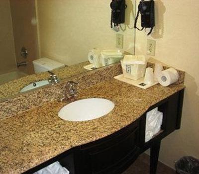 фото отеля Comfort Inn Near Universal Studios Hollywood