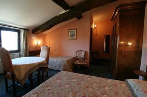 фото отеля Hostellerie Le Beffroi
