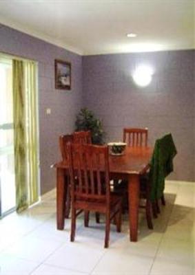 фото отеля Lychee Tree Holiday Apartment Port Douglas
