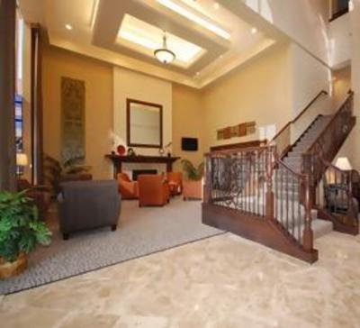 фото отеля Castle Inn and Suites