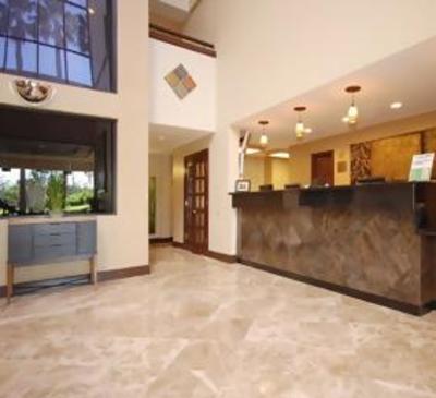 фото отеля Castle Inn and Suites