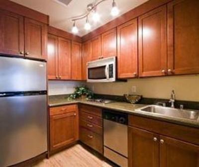 фото отеля Catalina Apartments Bellevue (Washington)