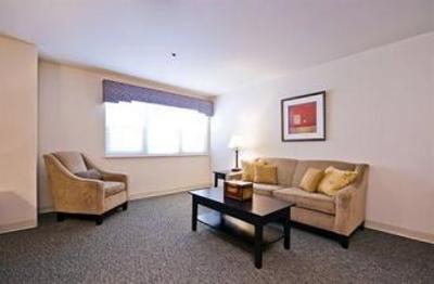 фото отеля Catalina Apartments Bellevue (Washington)